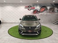 Usado Peugeot 5008 Active 130 CV (95 kW) 2019 Verde SUV