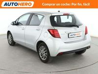 Usado Toyota Yaris Active 101 CV (74 kW) 2017 Gris Utilitario