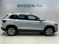 Usado Skoda Karoq Selection 150 HP (110 kW) 2025 Branco SUV