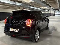 Usado Ssangyong (KGM) Tivoli Limited 128 CV (94 kW) 2016 Negro SUV