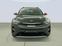 Usado Kia Stonic 100 CV (73 kW) 2019 Gris SUV