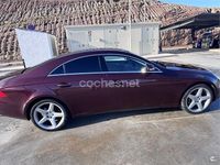 Usado Mercedes CLS320 224 CV (164 kW) 2005 Granate Berlina
