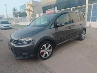 Usado VW Touran Advance 140 CV (102 kW) 2012 Gris / plata Monovolumen