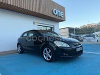 Usado Kia ProCeed 140 CV (102 kW) 2010 Negro Berlina