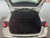 Usado Mercedes GLA200 150 CV (110 kW) 2021 Blanco SUV