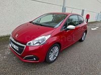 Usado Peugeot 208 Style 82 CV (60 kW) 2016 Rojo Utilitario