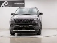 Usado Jeep Compass Limited 130 CV (95 kW) 2024 Gris / plata SUV