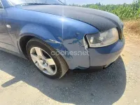 Usado Audi A4 155 CV (114 kW) 2001 Azul Berlina