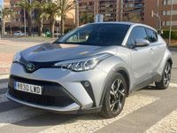 Usado Toyota C-HR Advance 122 CV (89 kW) 2022 Gris / plata SUV