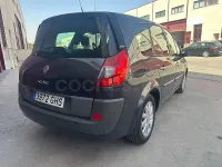 Usado Renault Grand Scénic II Exception 150 CV (110 kW) 2008 Gris / plata Monovolumen