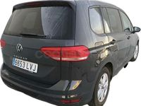 Usado VW Touran Advance 150 CV (110 kW) 2021 Gris / plata Monovolumen
