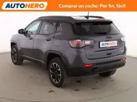 Usado Jeep Compass Trailhawk 241 CV (177 kW) 2022 Gris SUV