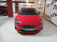 Usado Ford Focus Active 120 CV (88 kW) 2022 Rojo