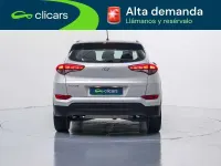 Usado Hyundai Tucson 114 CV (83 kW) 2015 Plateado SUV