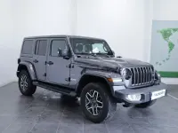 Usado Jeep Wrangler Sahara 381 CV (280 kW) 2022 Gris / plata SUV