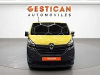 Usado Renault Trafic 120 CV (88 kW) 2021 Amarillo Monovolumen