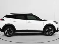 Usado Peugeot 2008 Allure 110 CV (80 kW) 2022 Blanco SUV