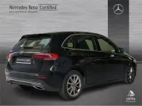 Usado Mercedes B180 116 CV (85 kW) 2019 Negro Utilitario