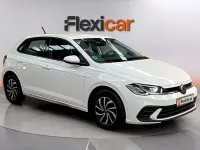 Usado VW Polo Life 95 CV (69 kW) 2021 Blanco Utilitario
