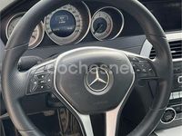 Usado Mercedes C200 136 CV (100 kW) 2013 Gris / plata Berlina