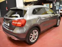 Usado Mercedes GLA200 Style 136 CV (100 kW) 2016 Gris SUV
