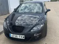 Usado Seat Leon Reference 105 CV (77 kW) 2007 Negro Utilitario