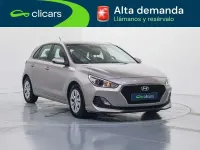 Usado Hyundai i30 GO! 120 CV (88 kW) 2019 Gris Utilitario