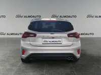Usado Ford Focus ST-Line 155 CV (114 kW) 2024 Plata perla (metalizado) Berlina