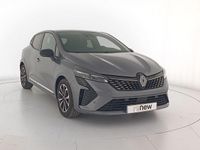 Usado Renault Clio V Techno 90 CV (66 kW) 2024 Gris / plata Berlina