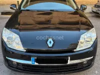 Usado Renault Laguna III Authentique 130 CV (95 kW) 2008 Negro Berlina