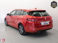 Usado Renault Mégane GrandTour Zen 140 CV (102 kW) 2022 Granate Familiar