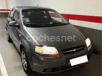 Usado Chevrolet Kalos SE 94 CV (69 kW) 2006 Gris / plata Berlina