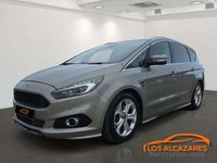Usado Ford S-MAX Titanium 209 CV (153 kW) 2016 Plateado Monovolumen