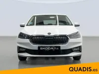 Usado Skoda Fabia Selection 116 CV (85 kW) 2025 Blanco Berlina