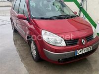 Usado Renault Grand Scénic II Dynamique 120 CV (88 kW) 2006 Rojo Monovolumen