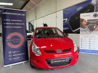 Usado Hyundai i20 Classic 78 CV (57 kW) 2011 Rojo Utilitario