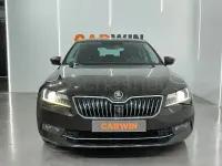 Usado Skoda Superb Ambition 120 CV (88 kW) 2017 Marrón Berlina