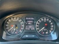 Usado Skoda Rapid Ambition 105 HP (77 kW) 2013 Branco Citadino