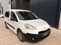 Usado Peugeot Partner Tepee Active 92 CV (67 kW) 2014 Blanco Monovolumen