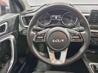Usado Kia XCeed 136 CV (100 kW) 2024 Rojo SUV