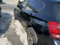 Usado BMW 116 122 CV (89 kW) 2012 Negro Utilitario