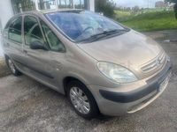 Usado Citroën Xsara Picasso 90 CV (66 kW) 2005 Beige Monovolumen