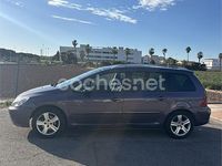 Usado Peugeot 307 110 CV (80 kW) 2004 Violeta / lila Familiar