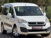 Usado Peugeot Partner Tepee Active 73 CV (53 kW) 2015 Monovolumen