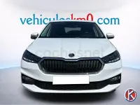 Usado Skoda Fabia Selection 95 CV (69 kW) 2024 Blanco Utilitario