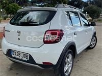 Usado Dacia Sandero Stepway 90 CV (66 kW) 2014 Blanco Berlina