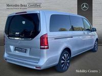 Usado Mercedes V250 2023 Plateado Monovolumen