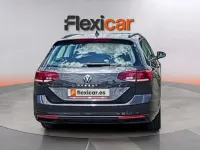 Usado VW Passat R-line 150 CV (110 kW) 2020 Gris Familiar