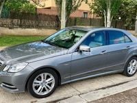 Usado Mercedes E220 Avantgarde 170 CV (125 kW) 2011 Gris / plata Berlina
