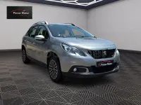 Usado Peugeot 2008 Style 82 CV (60 kW) 2018 Gris / plata SUV